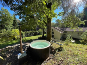 4 bedroom house close to nature and adventure, Hulu